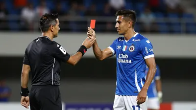 El Club Tijuana enfrenta sanciones disciplinarias en la Liga de Campeones 2026 después de que un jugador recibió una...