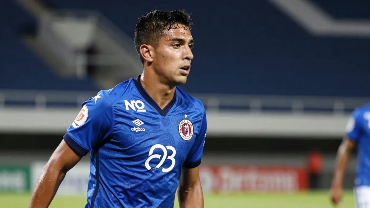 Club Tijuana se enfrenta a CD Guadalajara en un clásico que puede impulsar su posición en la tabla del Apertura, con 10...